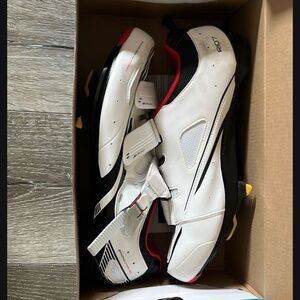 Shimano Dynalast Men’s Cycling Shoes